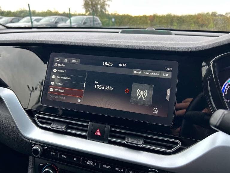 2020 Kia Niro 1.6 Niro 3 PHEV Semi-Auto 5dr SUV Hybrid Automatic