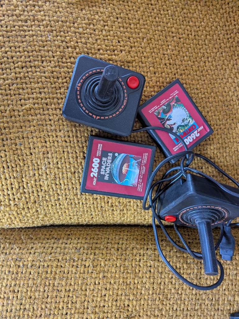 Atari 2600 bundle