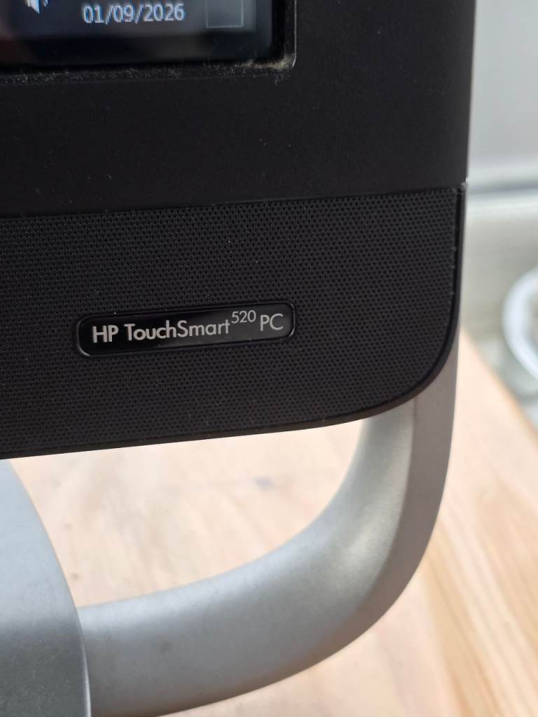 HP TouchSmart 520 All-in-One PC - Good Condition