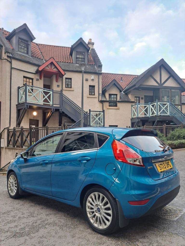 Ford, FIESTA, Hatchback, 2013, Manual, 998 (cc), 5 doors **LONG MOT**