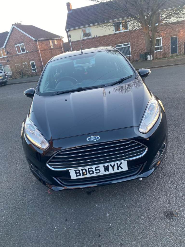 Ford, FIESTA, Hatchback, 2015, Manual, 1498 (cc), 5 doors