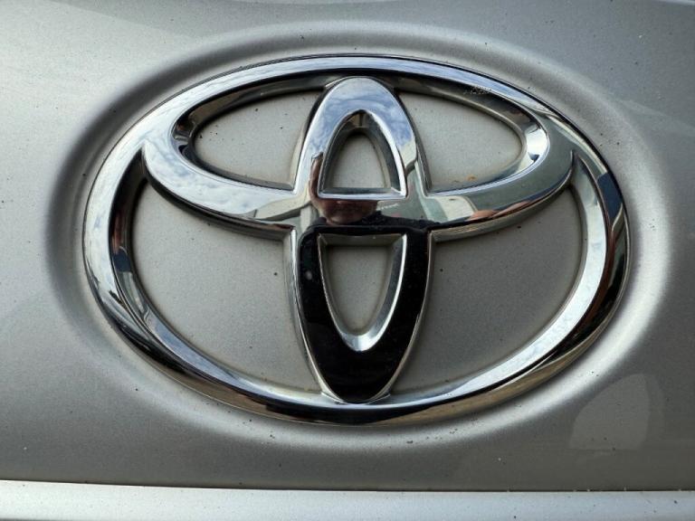  Toyota Yaris 1.33 VVT-i Icon 5dr - FTSH - AIR CON -ALLOYS - REAR CAMERA