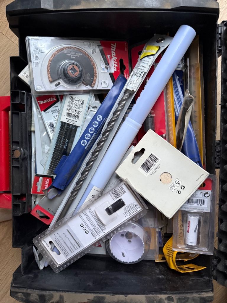 All new drill bits and saw bits 