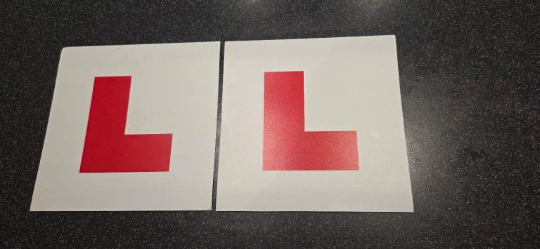 Magnetic L Plates