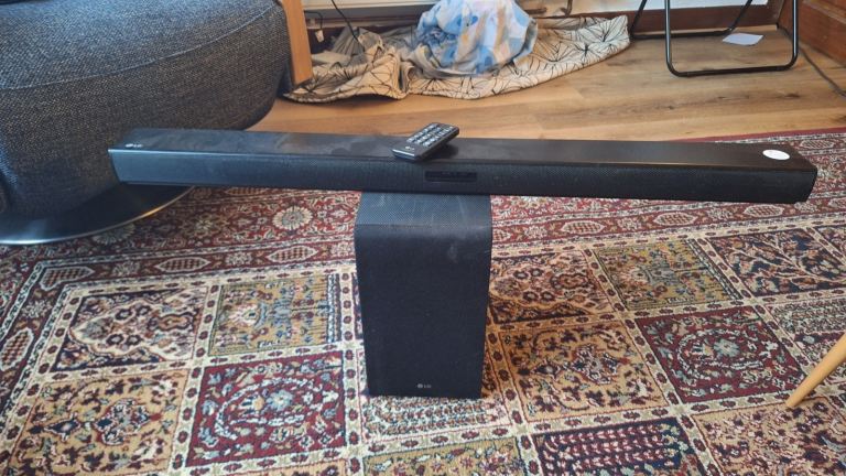 Lg Soundbar and Sub woofer