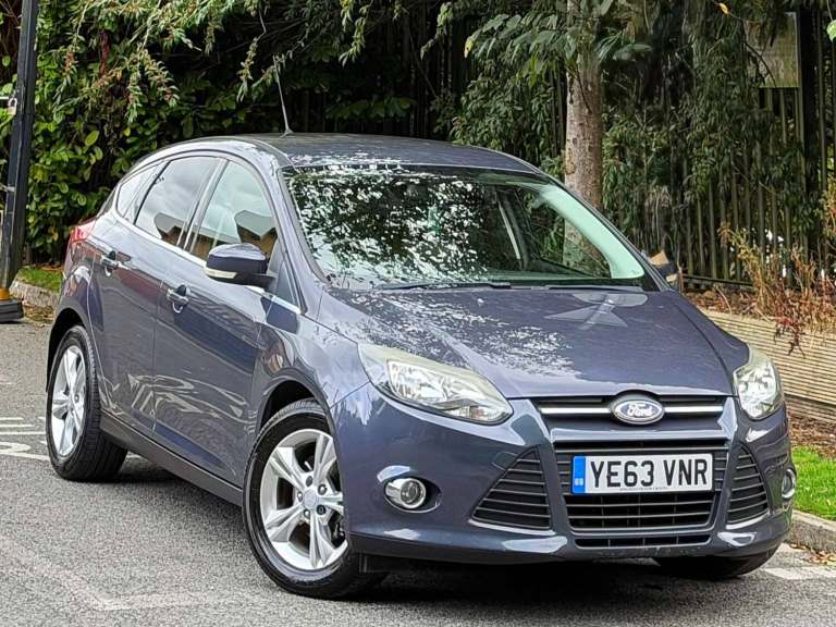 2013 Ford Focus 1.6 Zetec Hatchback 5dr Petrol Powershift Euro 5 (125 ps) Hatchback Petrol Automatic