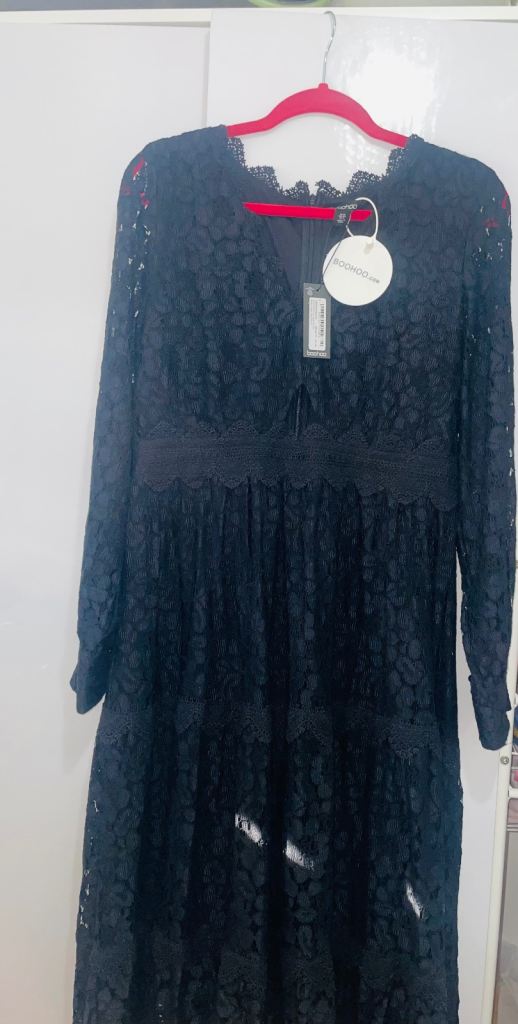 Black lace dress 