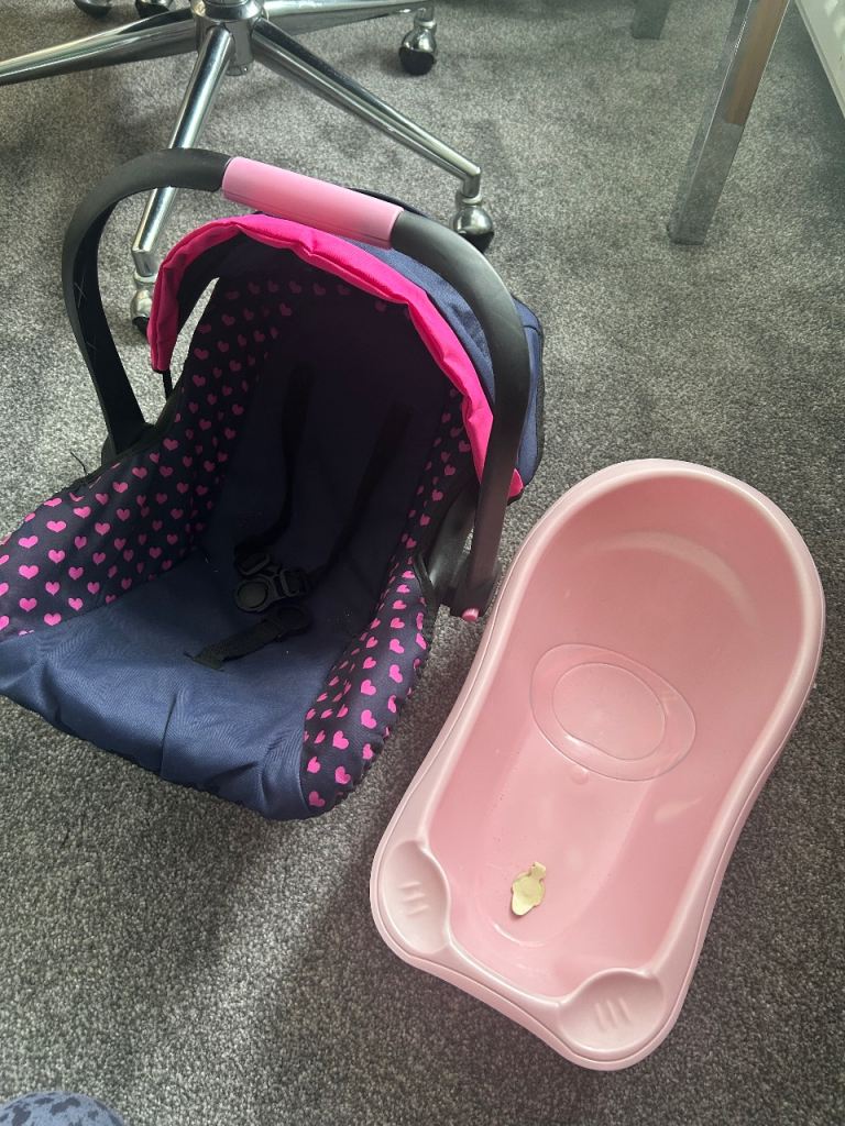 Doll car seat and doll bath 