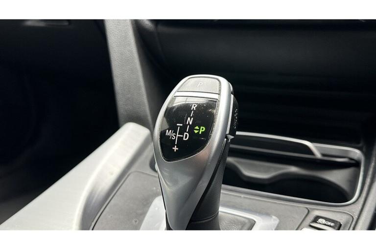 2018 BMW 3 Series 2.0 320i M Sport Shadow Edition Touring 5dr Petrol Auto Euro 6 (s/s) (184 p Est...