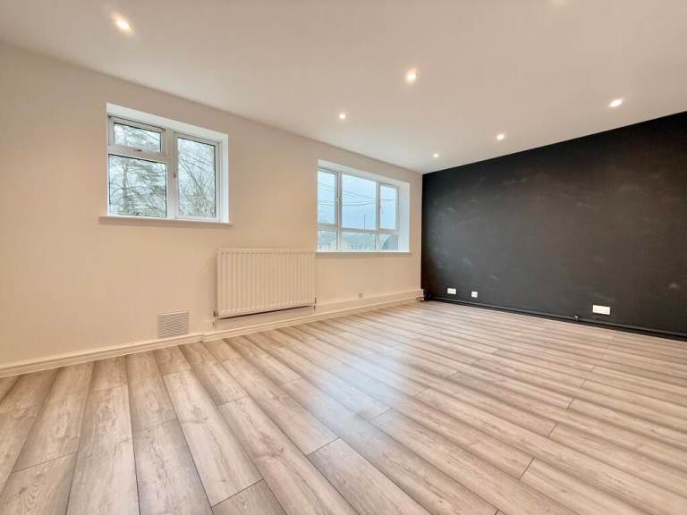 2 Bedroom Flat to Rent – ME15 9JT – £1,200 PCM – Available Now