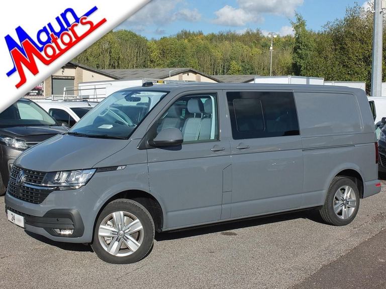 2024 Volkswagen Transporter T32 TDI 150PS DSG Highline, 6 Seat Kombi Crew Van