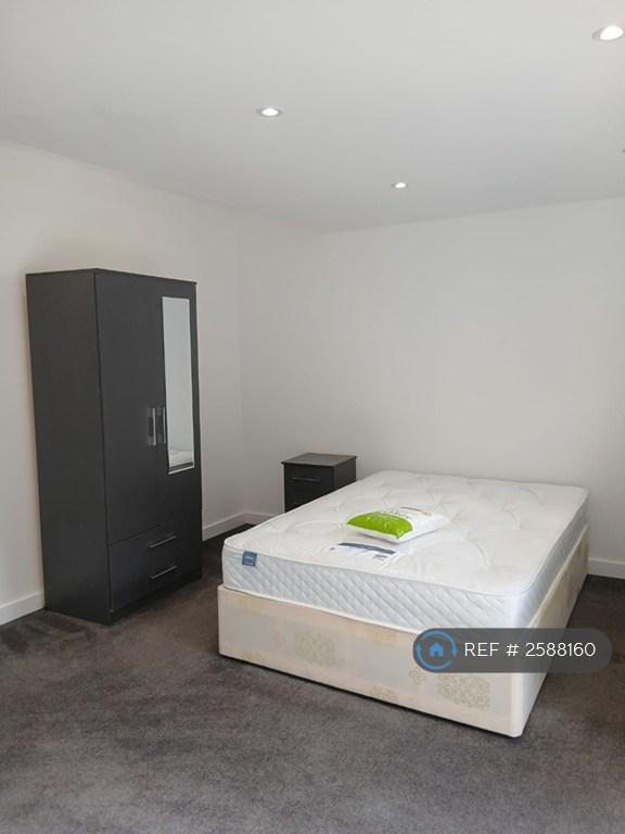 1 bedroom in Streatham, Streatham, SW16 (#2588160)