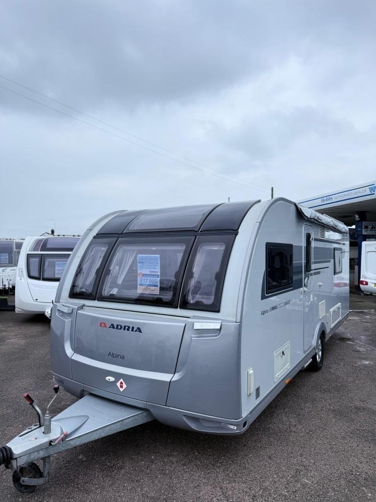 2019 ADRIA ALPINA 613 UL COLORADO 4 Berth fixed single bed