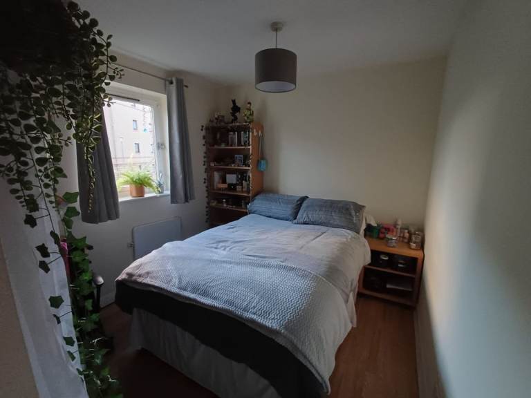 Three Bedroom Flat in the West end 