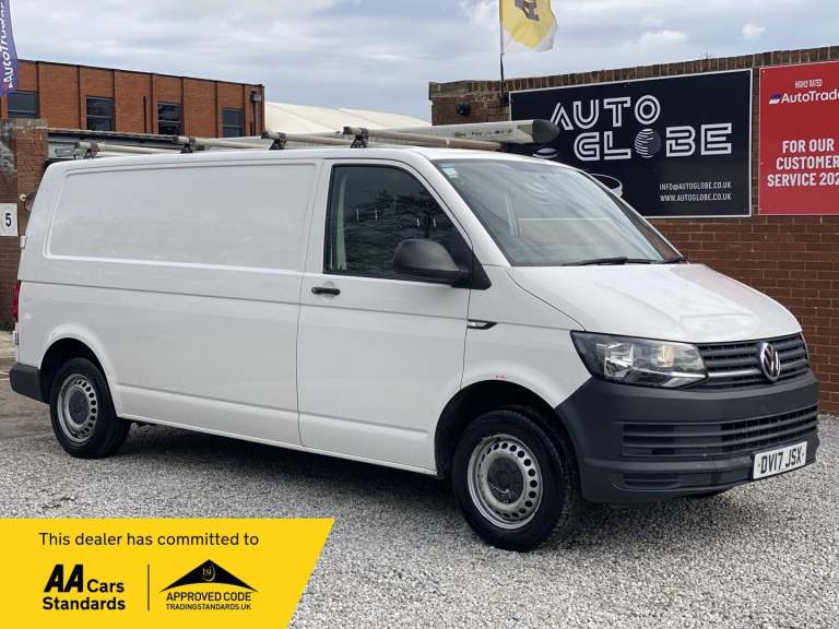 2017 Volkswagen Transporter 2.0 TDI T32 BlueMotion Tech Startline FWD LWB Euro 6 (s/s) 5dr PANEL ...
