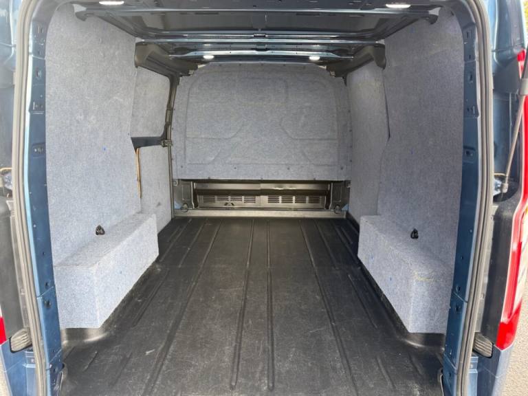 2019 Ford Transit Custom 2.0 TDCi 170ps Low Roof Sport Van Auto PANEL VAN DIESEL Automatic