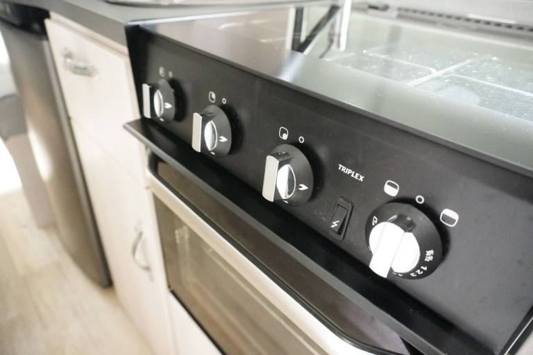 2021 Fiat AUTO-SLEEPERS WARWICK XL 2.3 MultiJetII 35 Maxi Panel Van 5dr Diesel Manual LX H2 Euro ...