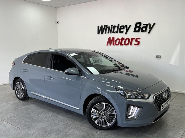 2022 Hyundai IONIQ 1.6 GDi Plug-in Hybrid Premium 5dr DCT HATCHBACK PETROL/ELECTRIC Automatic