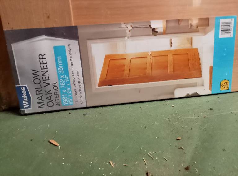 2 x Oak Veneer Interior Doors. BNIB