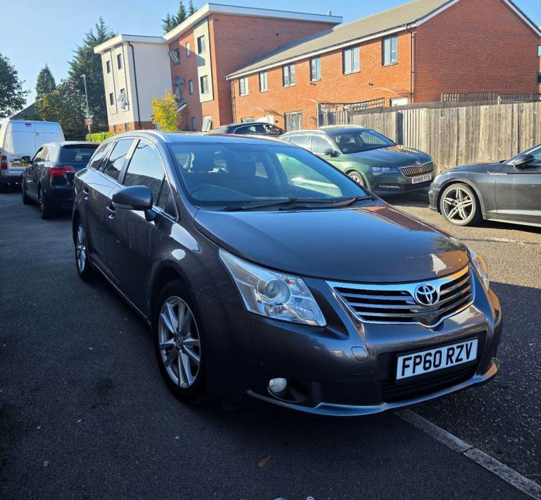 Toyota avensis Automatic 2010 petrol 1.8 VVT-I estate ulez compliant 