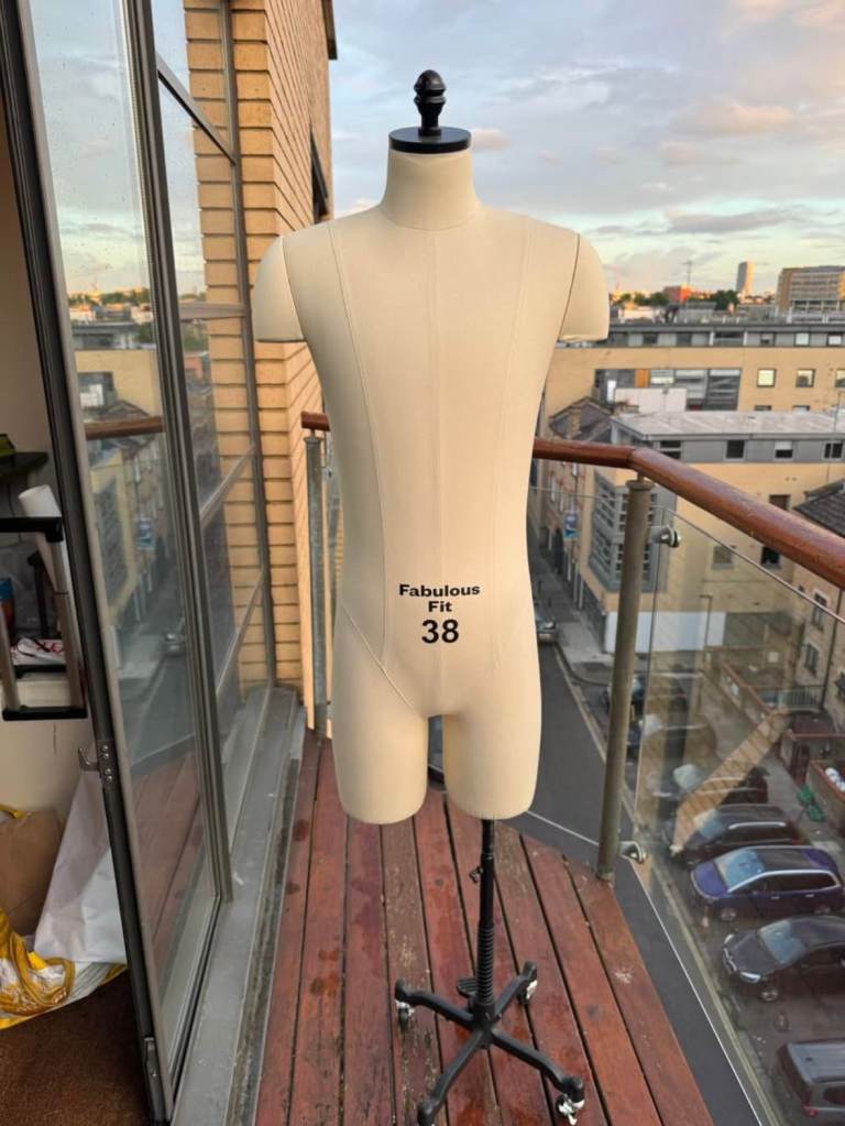 (Stratford) Fabulous Fit Male Dress Form Size 38 / Mannequin