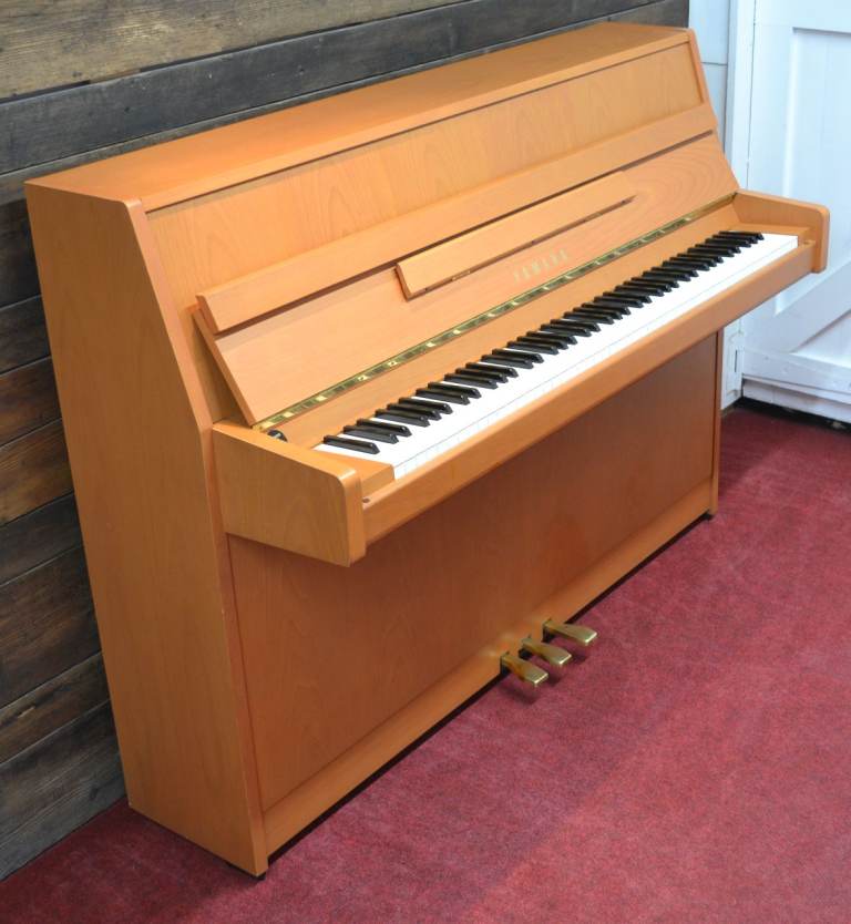 Yamaha B1 in mint condition