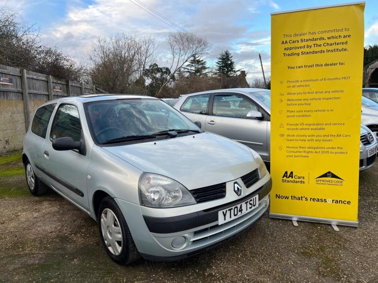  Renault Clio 1.4 16v Expression 3dr Petrol Automatic