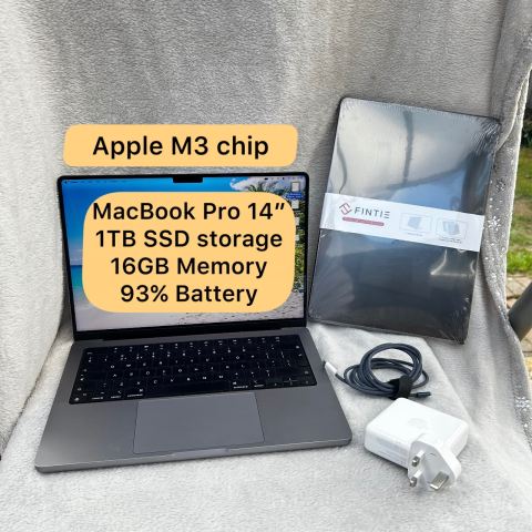 MacBook Pro 14” 2024 - Apple M3 - 1TB SSD - 16GB memory - 93