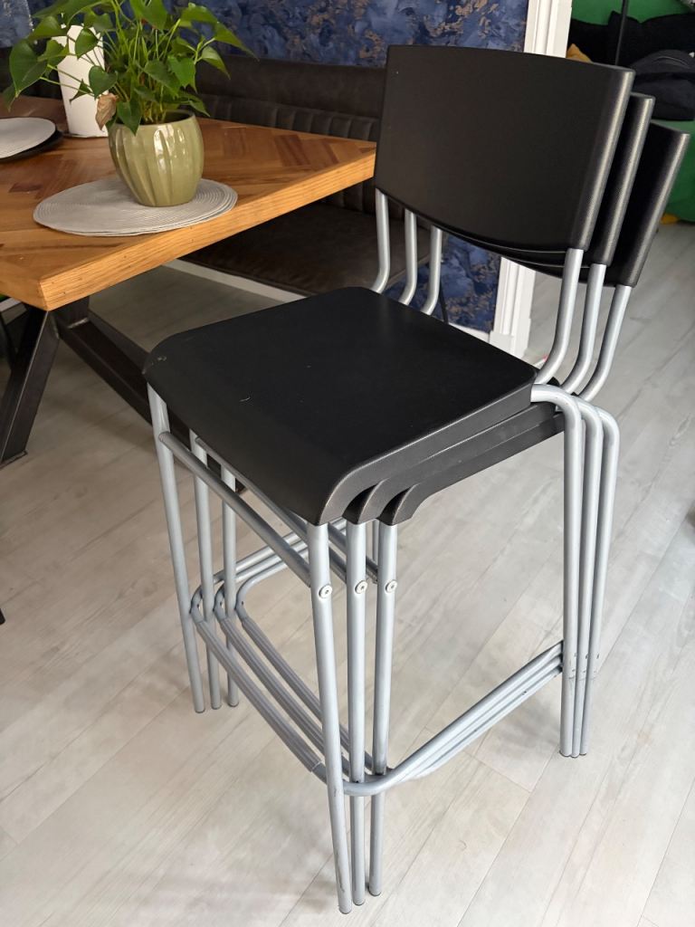 3 x ikea bar stools