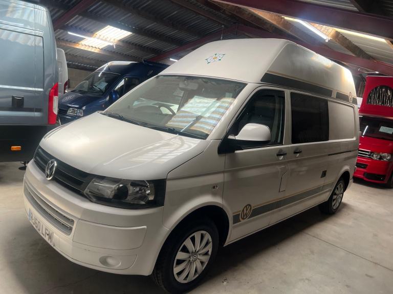 2011 - Volkswagen Transporter Camper - LWB - 130,000 miles - 2 Berth / 4 Belts 
