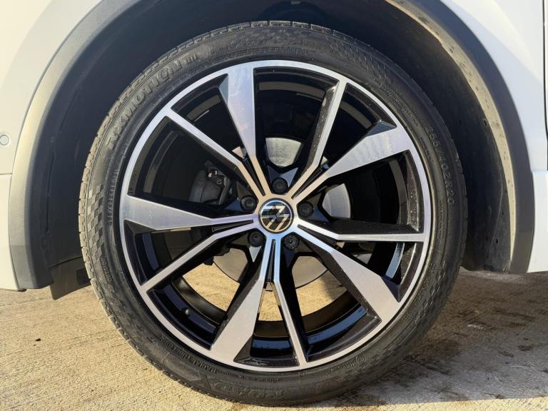 2021 Volkswagen Tiguan 1.5 TSI R-Line SUV 5dr Petrol DSG Euro 6 (s/s) (150 ps) SUV Petrol Automatic