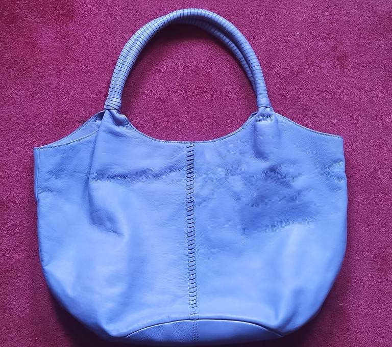 Beautiful Oliver Bonas Leather bag