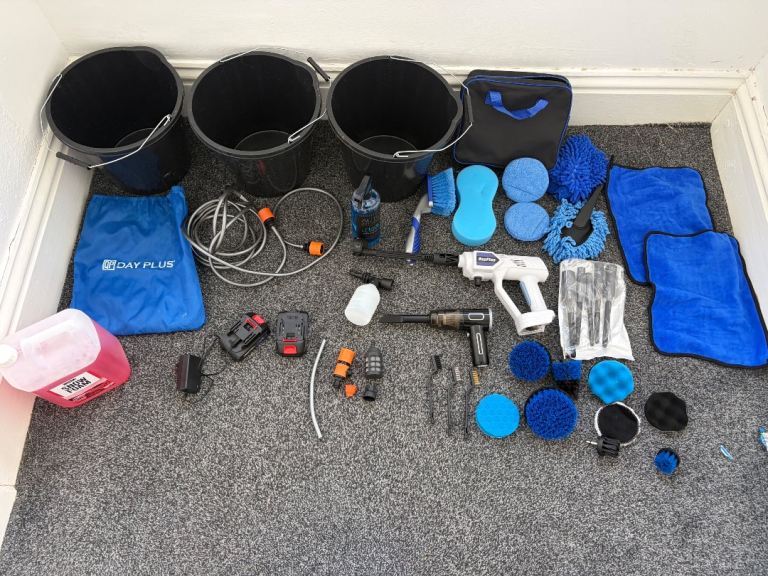 DayPlus Portable Pressure Washer Kit with Accessories