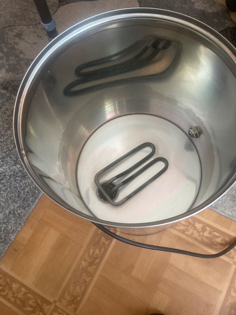 Catering equipment for restaurants and cafes 