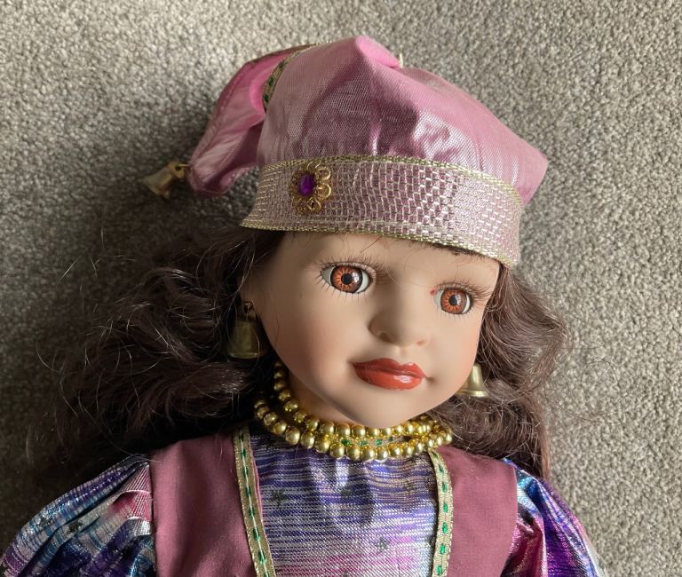 Vintage 18” LEONARDO porcelain doll collection GYPSY MAY