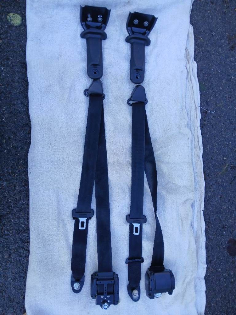 SEAT BELT KIT & ROOF MOUNTING BRACKETS -Citroën/Peugeot/fiat - Third Row Rear 