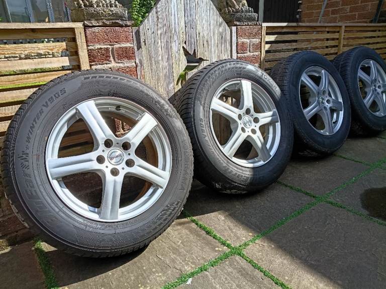 17" Enzo Alloys With Tyres. 5x114.3, Suv, Honda, Mazda, Mitsubishi, Toyota, Hyundai And More 