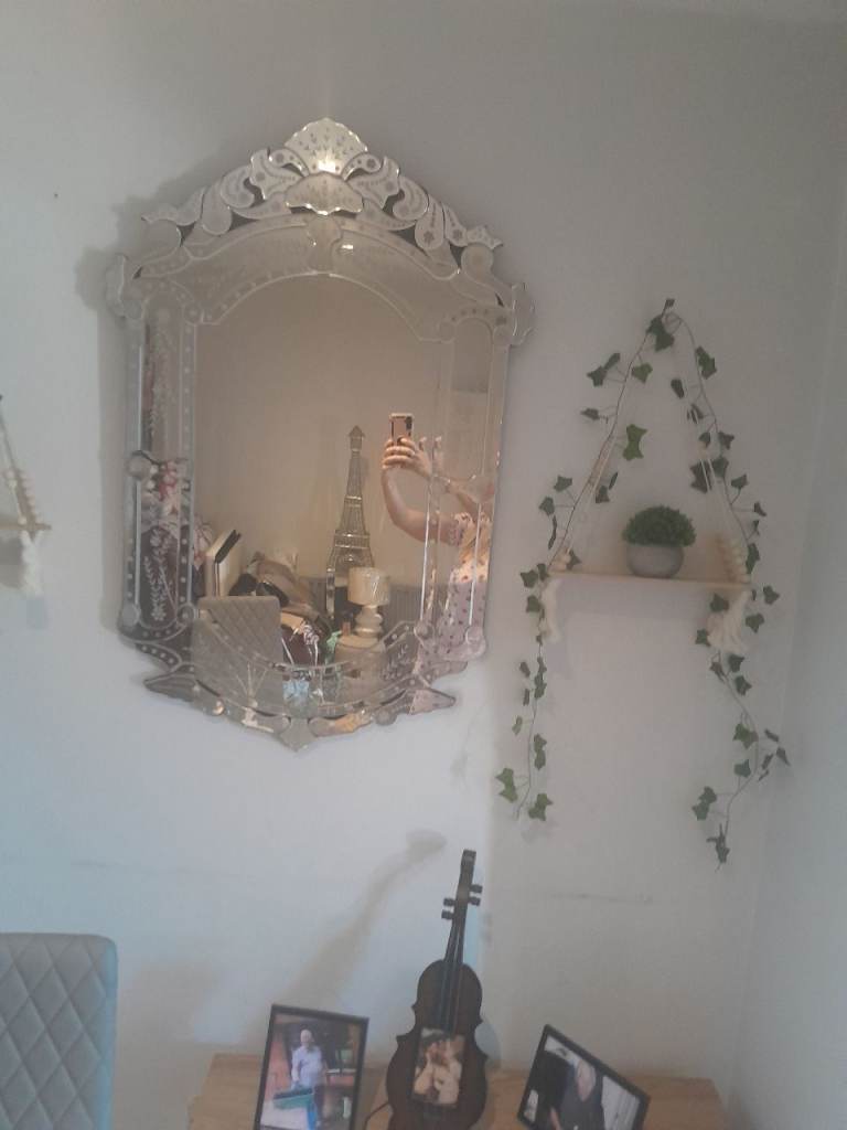 Glass Dining Table with Chrome Base – Good Condition