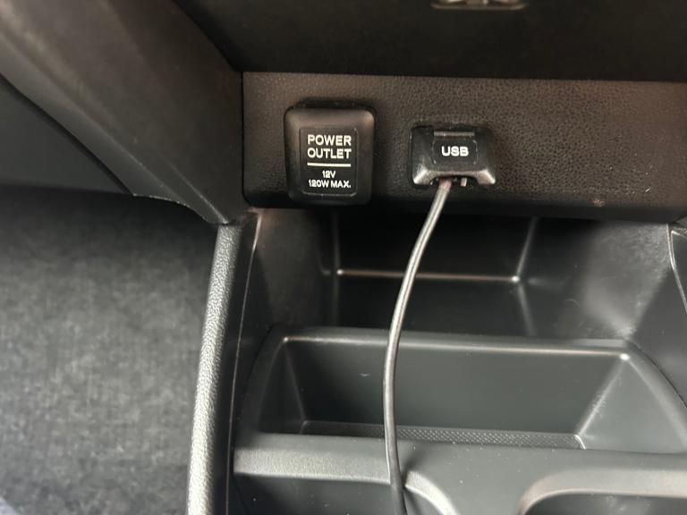 HONDA JAZZ ONLY 37 K AND FSH MOT JUNE 26 