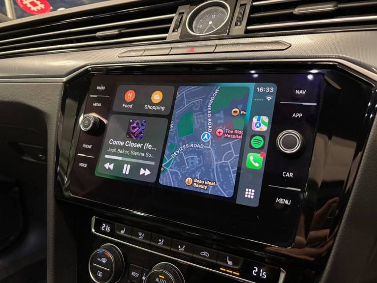 2018 Volkswagen Passat 2.0 TDI R-Line 5dr DSG [Panoramic Roof] [7 Speed] ESTATE DIESEL Automatic