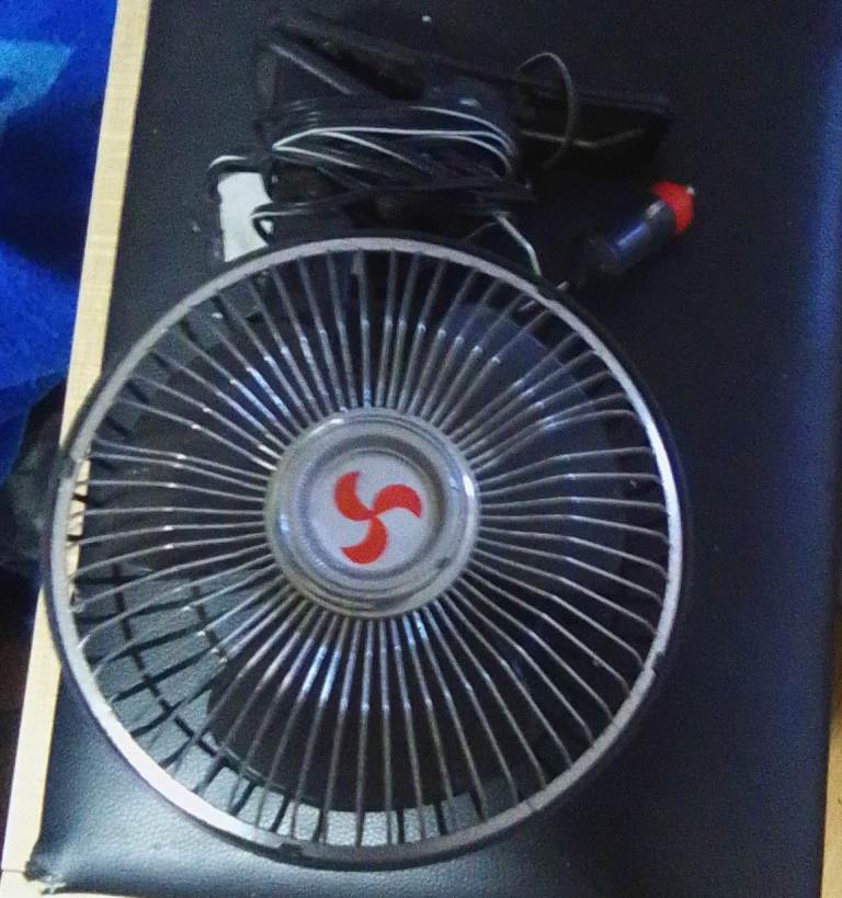 VERY GOOD WORKING CAR FAN
