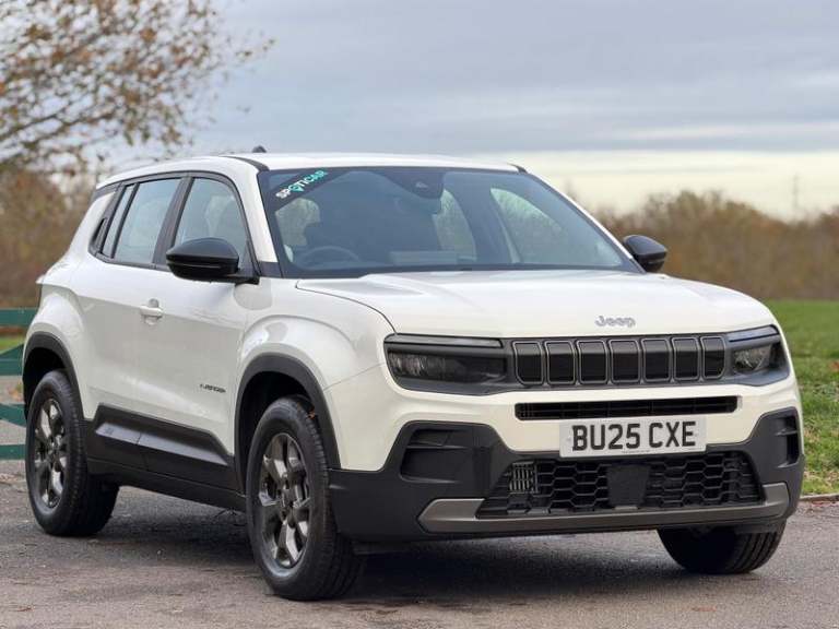 2025 Jeep AVENGER 1.2 e-Hybrid Longitude 5dr DCT HATCHBACK PETROL Automatic