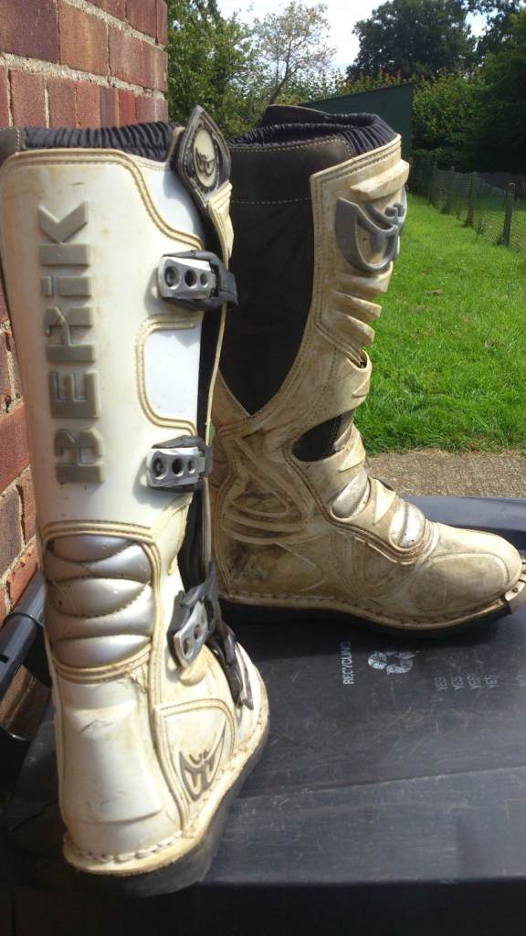 Moto X boots in DEREHAM