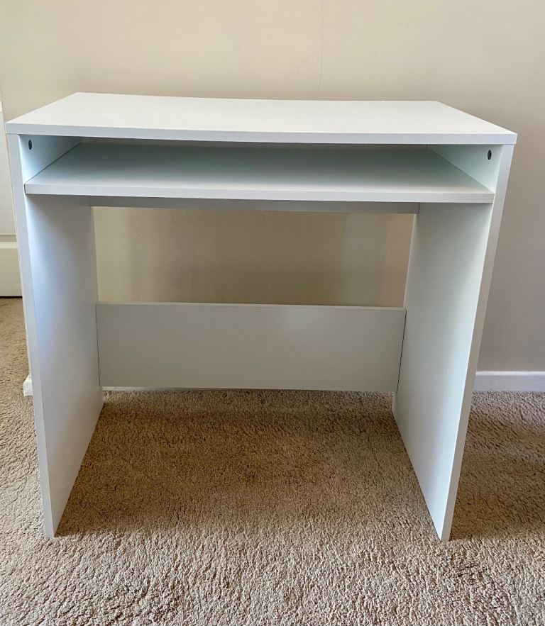 White Desk for sale