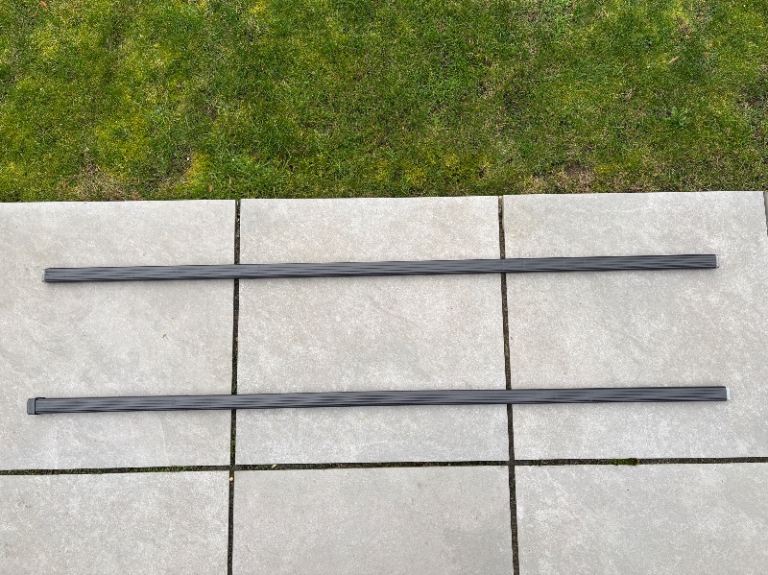 Thule Square Roof Bars 135cm (2 Pack)