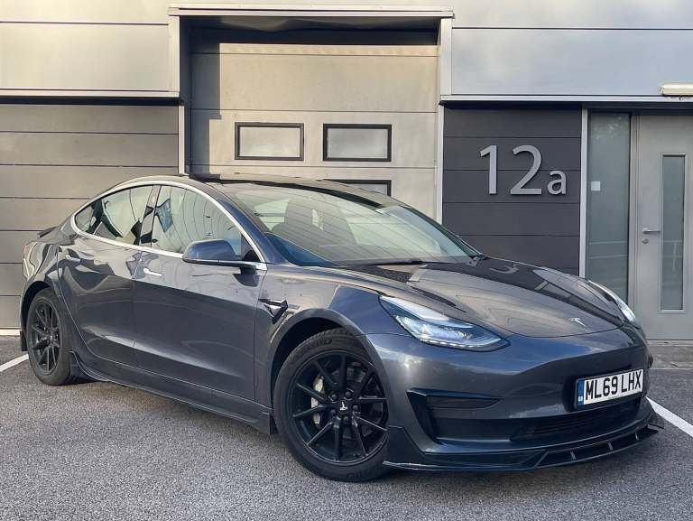2019 Tesla Model 3 Long Range AWD 4dr Auto *ONE COMPANY OWNER* SALOON Electric Automatic