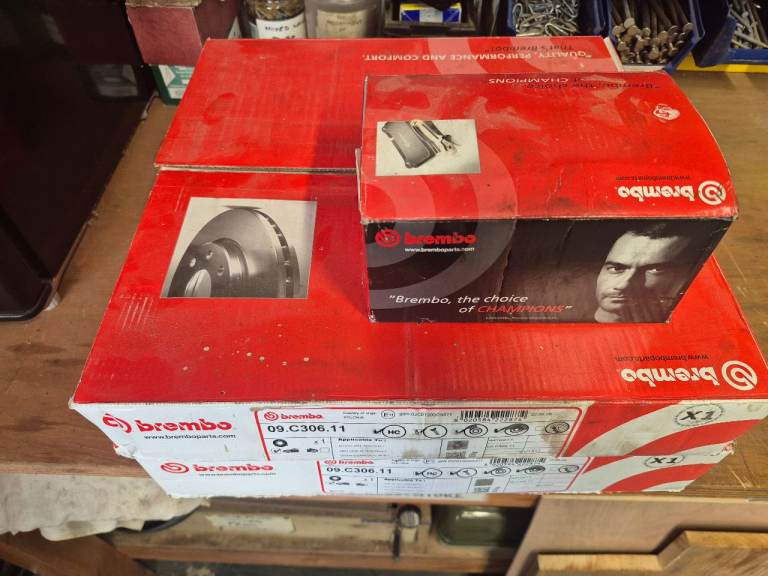 Brembo front disks and pads (unused)