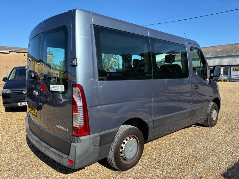 RENAULT MASTER WAV WHEELCHAIR ACCESSIBLE VEHICLE 2.3 FWD SL28 dCi 110 Business