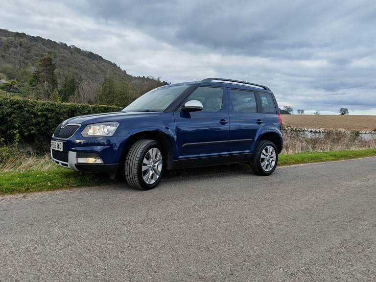 Skoda YETI OUTDOOR ULEZ Compliant 4x4 2.0 Diesel Heated Leather GPS Cruise 2 Keys