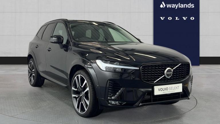 2025 Volvo XC60 B5 Ultra, AWD Mild hybrid, Petrol, Dark(22'Alloys, Panroof, Air Suspension) Estat...
